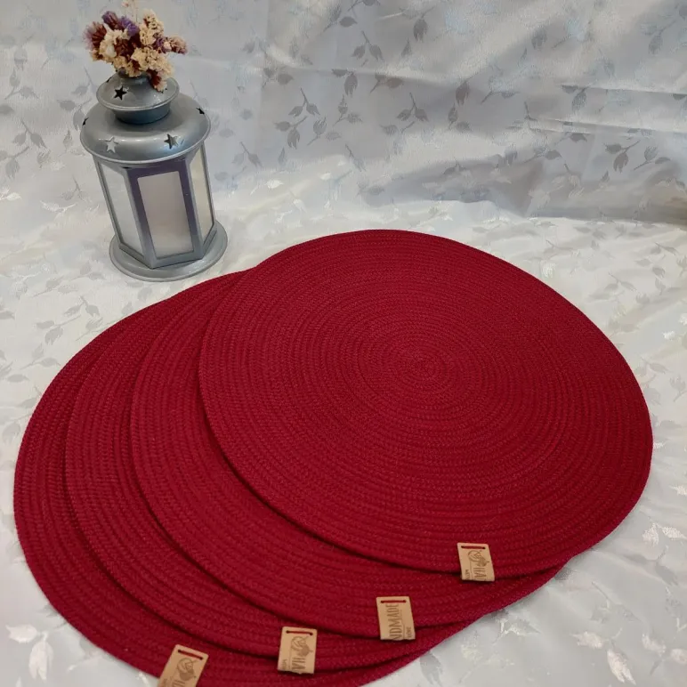 Комплект для сервировки стола: салфетки сервировочные (плейсматы), корзинка для хлеба