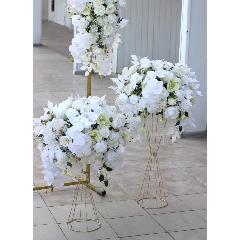 Цветочный декор для свадьбы. Свадебная арка, стойка, президиум [CLONE]