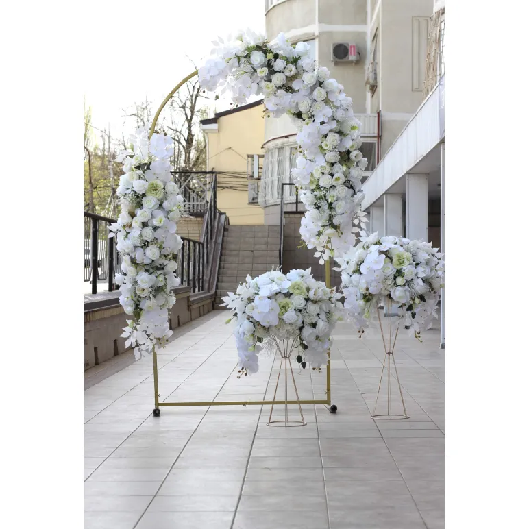 Цветочный декор для свадьбы. Свадебная арка, стойка, президиум [CLONE]