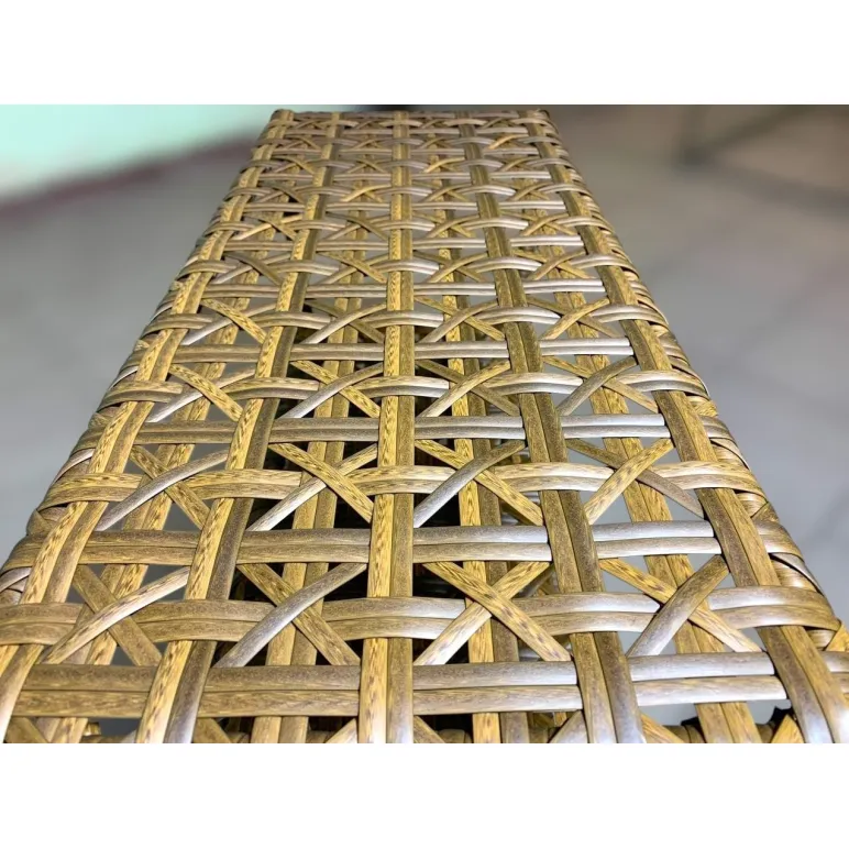 Обувница из искусственного ротанга