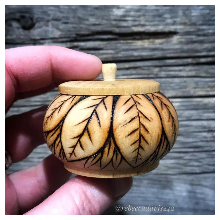 Декоративная банка