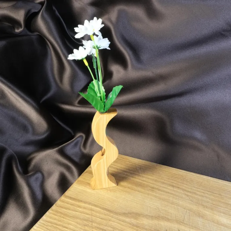 Ваза для цветов и сухоцветов деревянная с колбой