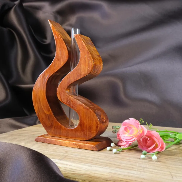 Ваза для цветов и сухоцветов из дерева лакированная с колбой