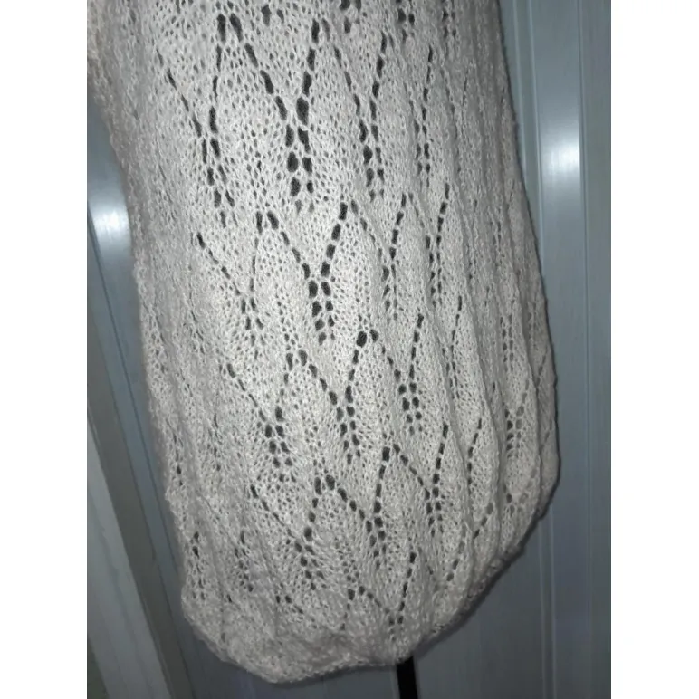 Джемпер ручной работы