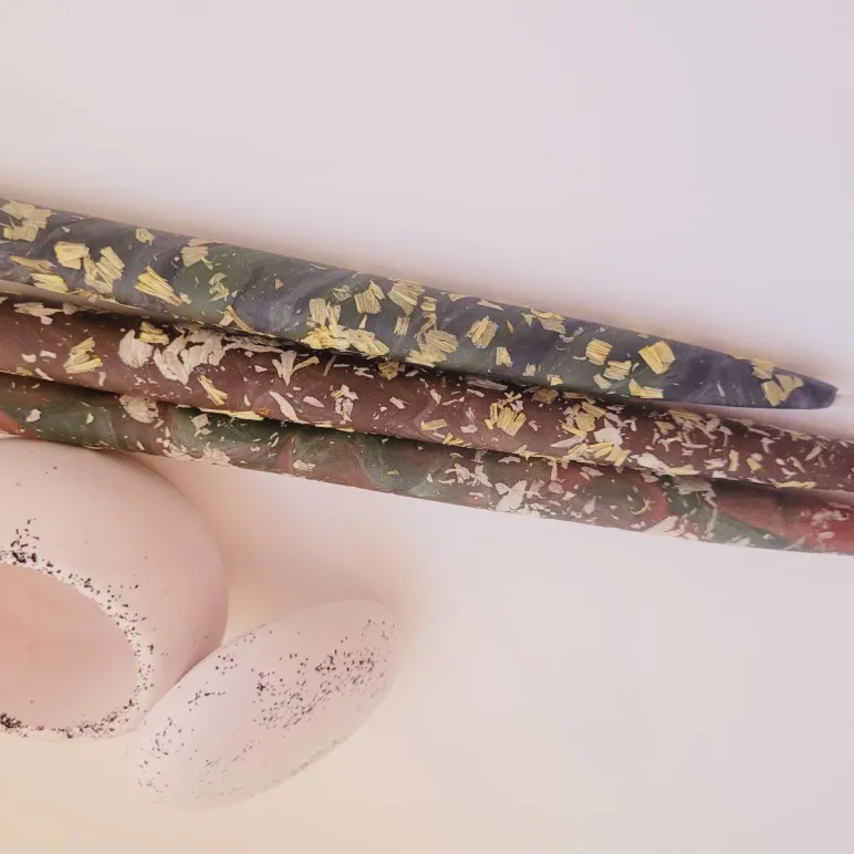 Свеча катанка восковая (ручная работа)