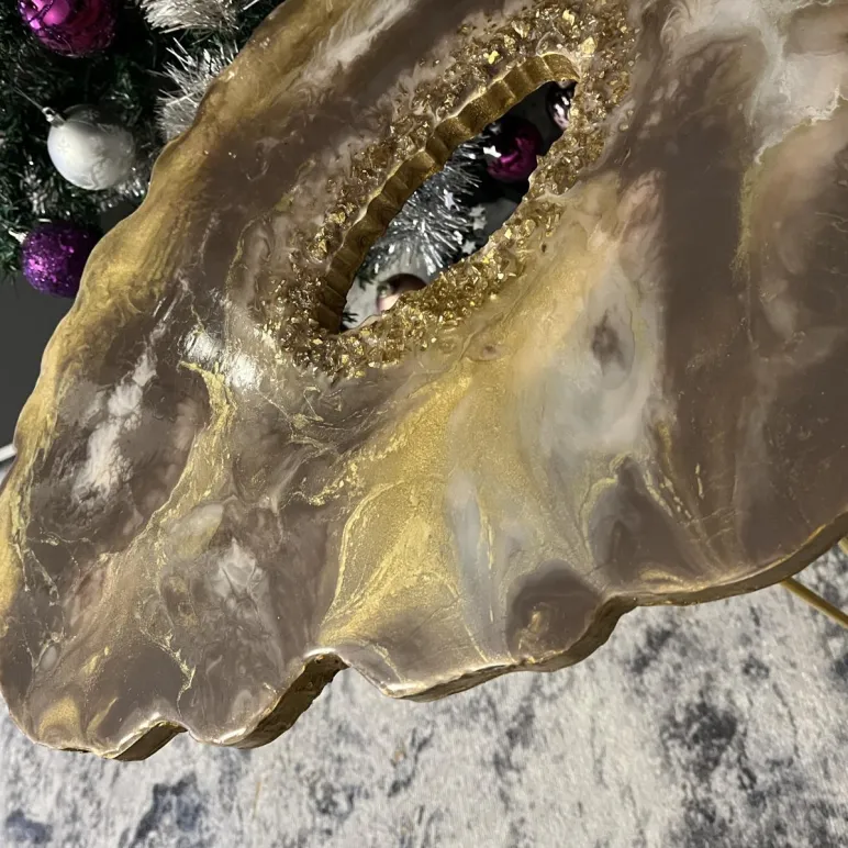 Журнальный кофейный столик из эпоксидной смолы