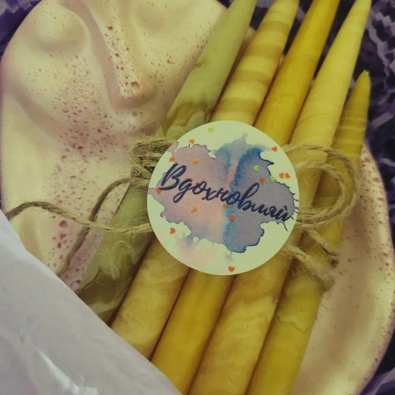 Свеча катанка восковая (ручная работа)