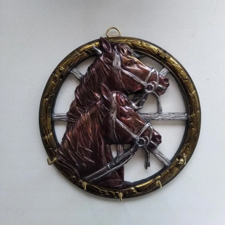 Ключница настенная