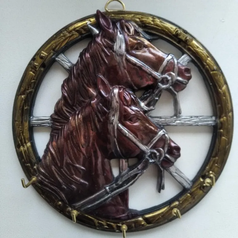 Ключница настенная