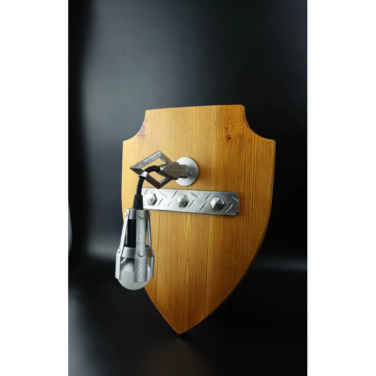 Светильник настенный под старину — деревянный ЩИТ