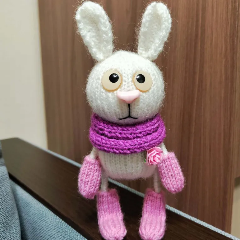 Игрушка для детей зайчик