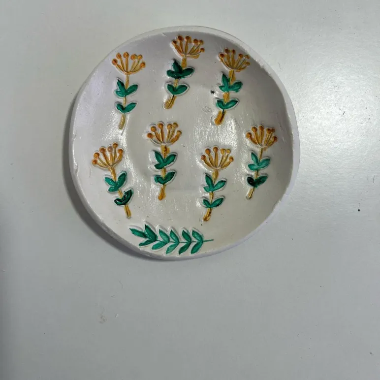 Глиняная тарелочка для украшений в ассортименте