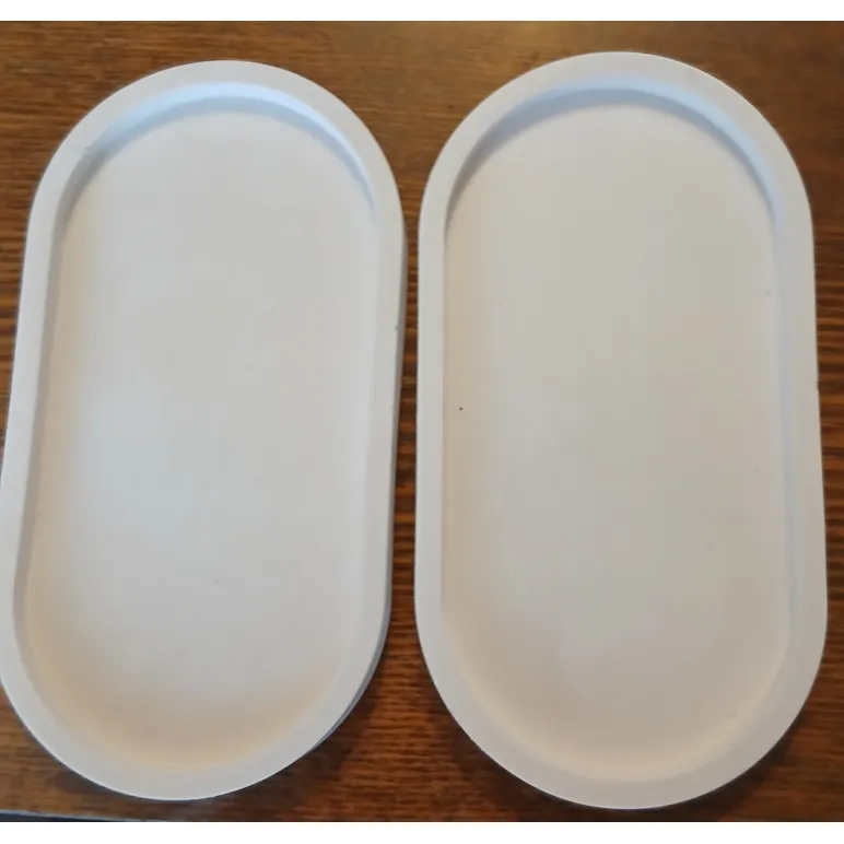 Декоративная подставка из гипса