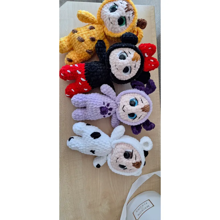 Игрушка вязанная пупсы