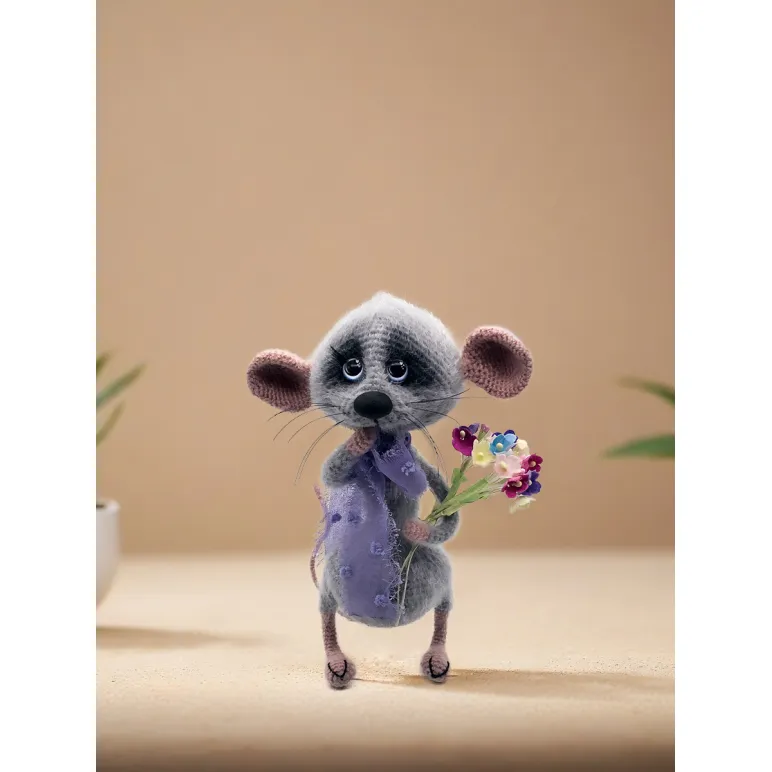 Вязаная интерьерная игрушка: Мышонок Пик