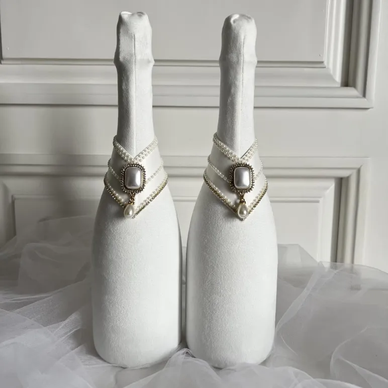 Свадебные чехлы на шампанское