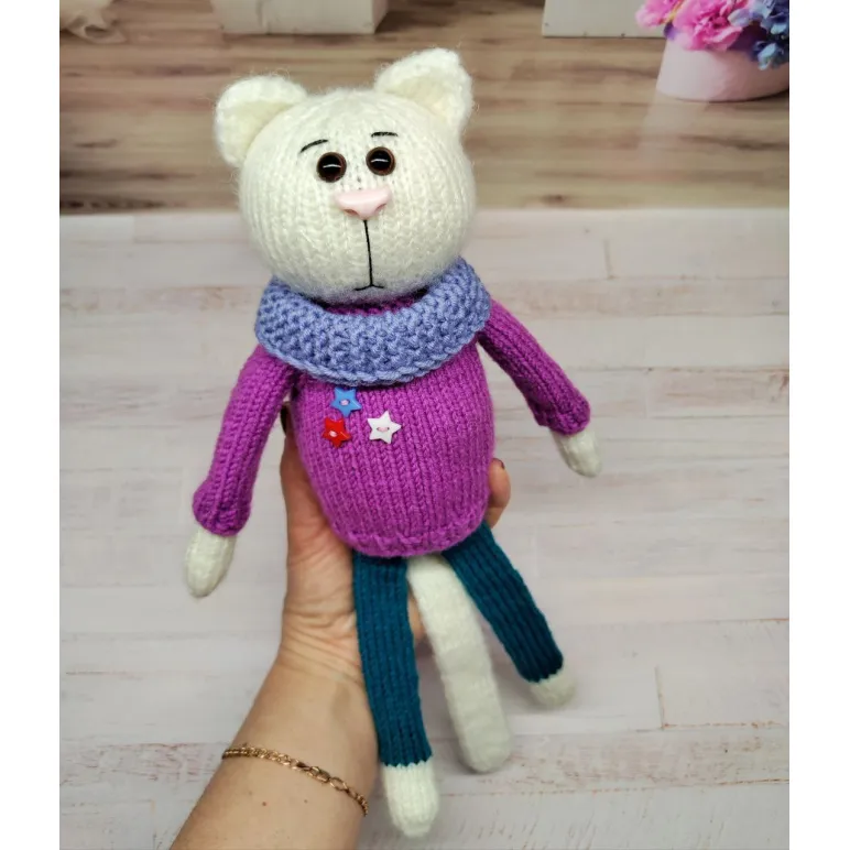 Игрушка ручной работы котик — амигуруми