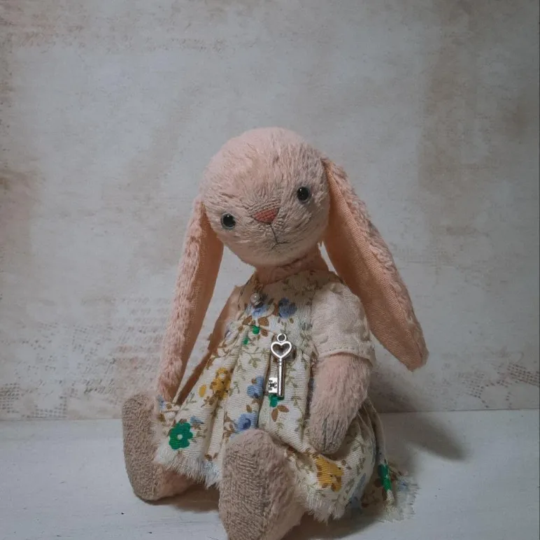 Мягкая игрушка Зайка в технике тедди
