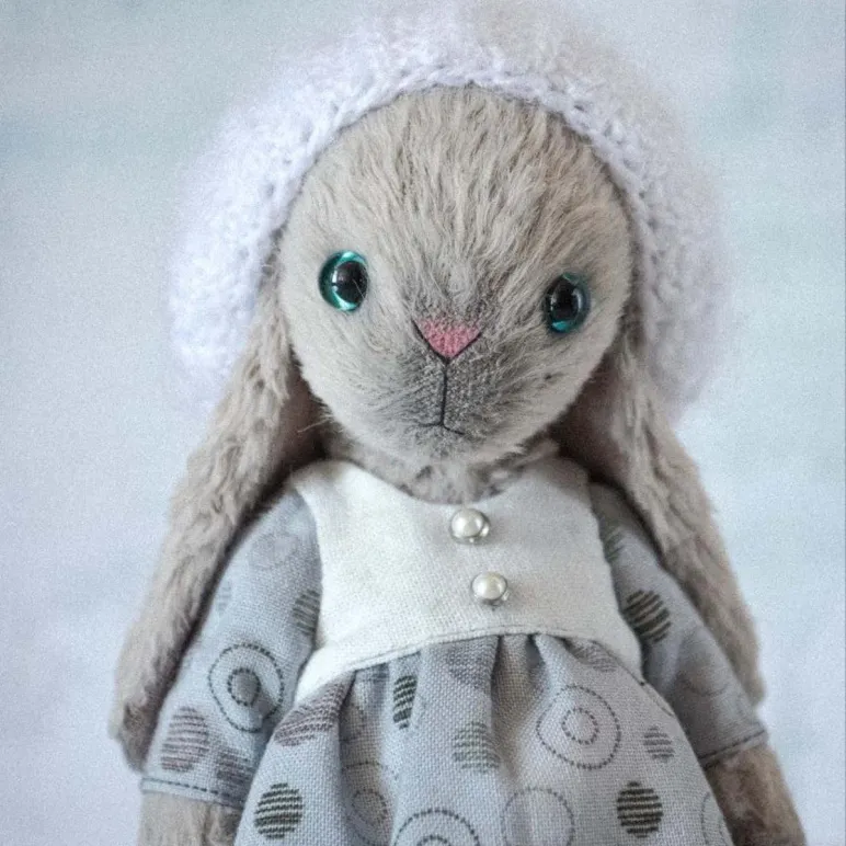 Мягкая игрушка Зайка в технике тедди