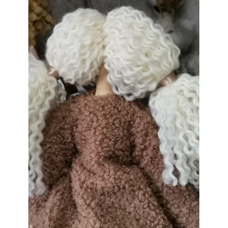 Кукла тильда в пальто Василиса. Текстильные куклы ручной работы