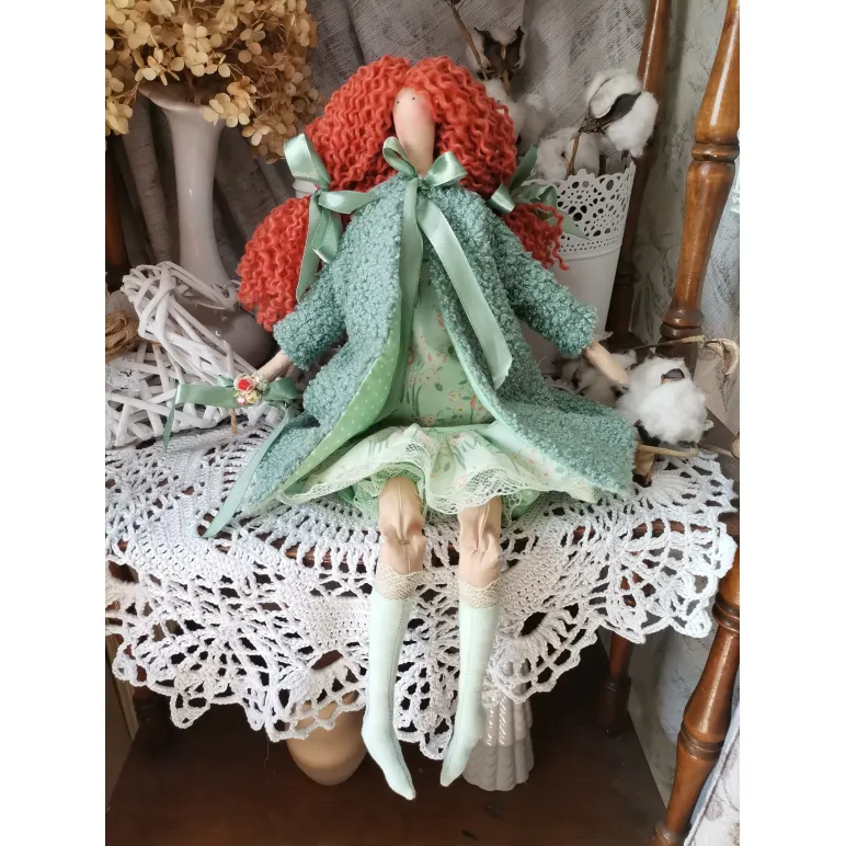 Кукла тильда в пальто Наталия. Текстильные куклы ручной работы