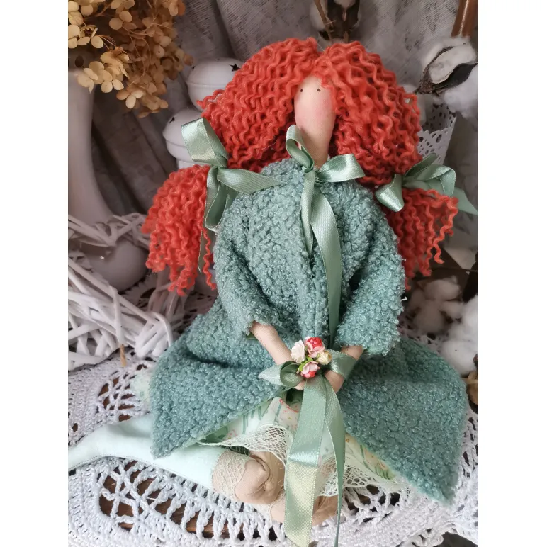 Кукла тильда в пальто Наталия. Текстильные куклы ручной работы