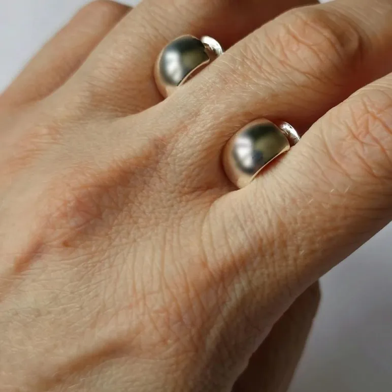 Серьги из серебра - колечки