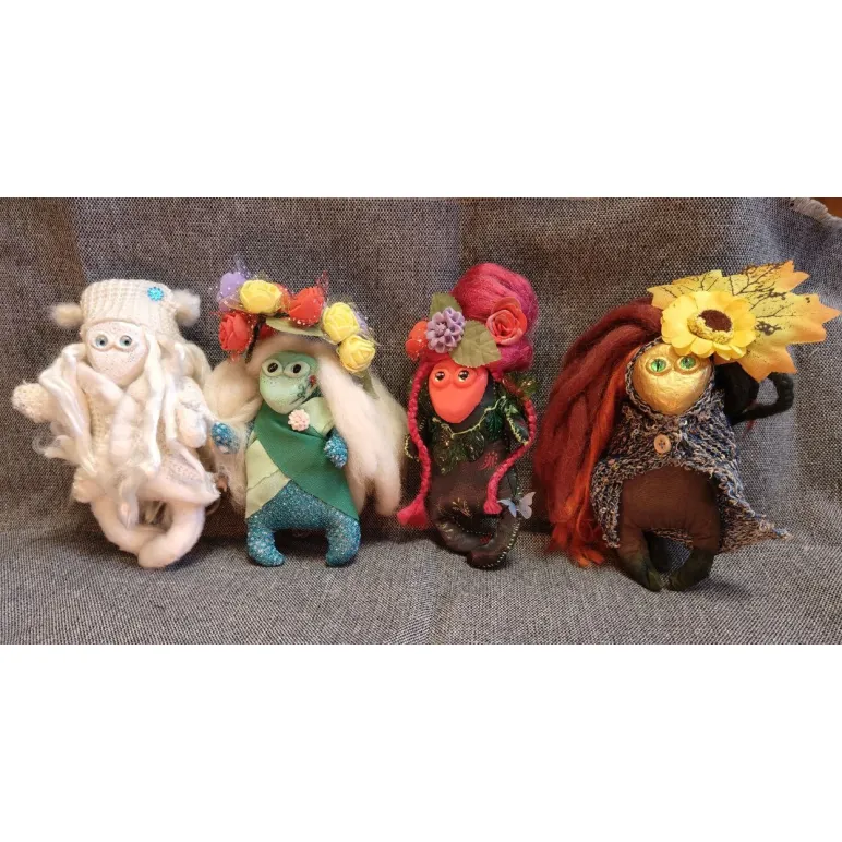 Игрушки интерьерные времена года