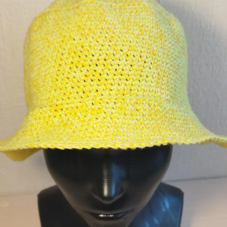 Панама летняя вязаная крючком