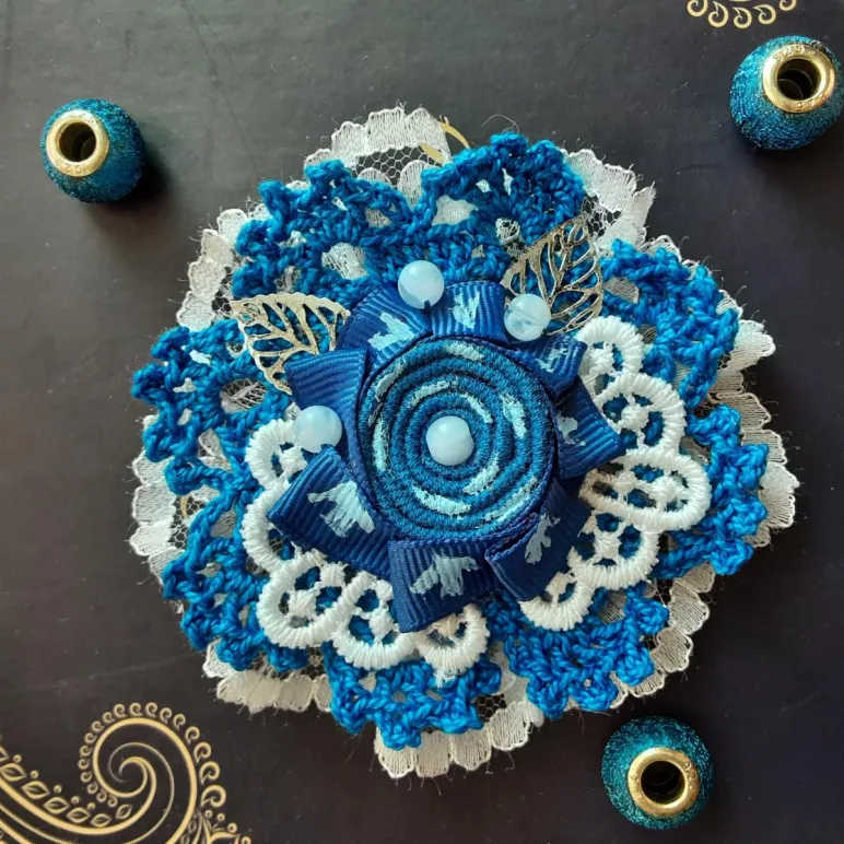 Брошь ручной работы