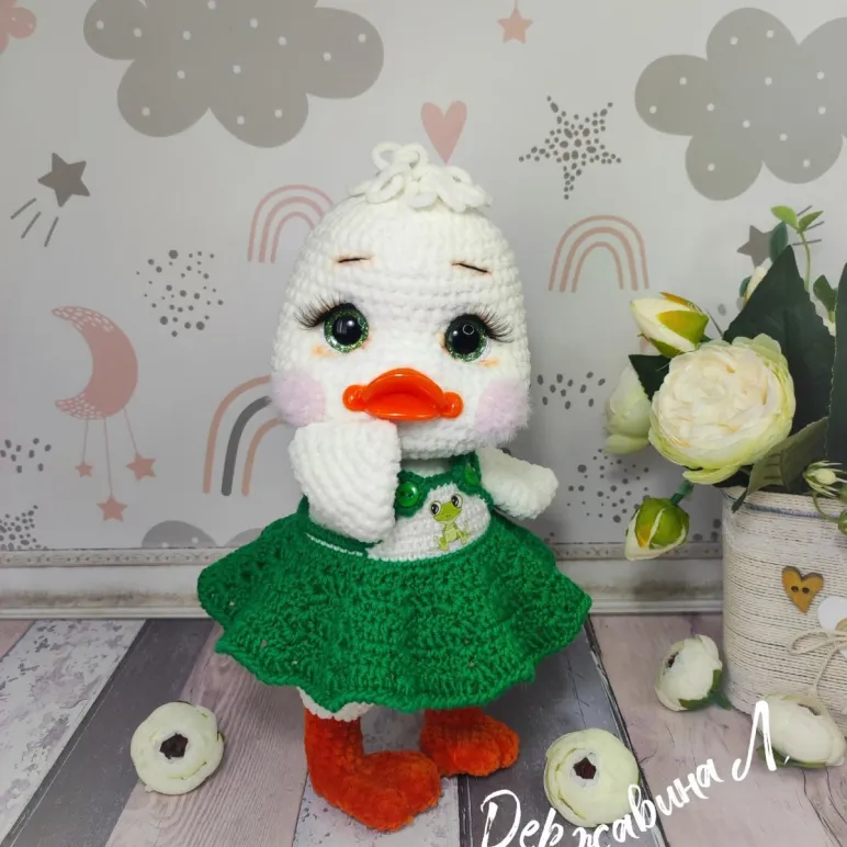 Игрушка ручной работы Уточка