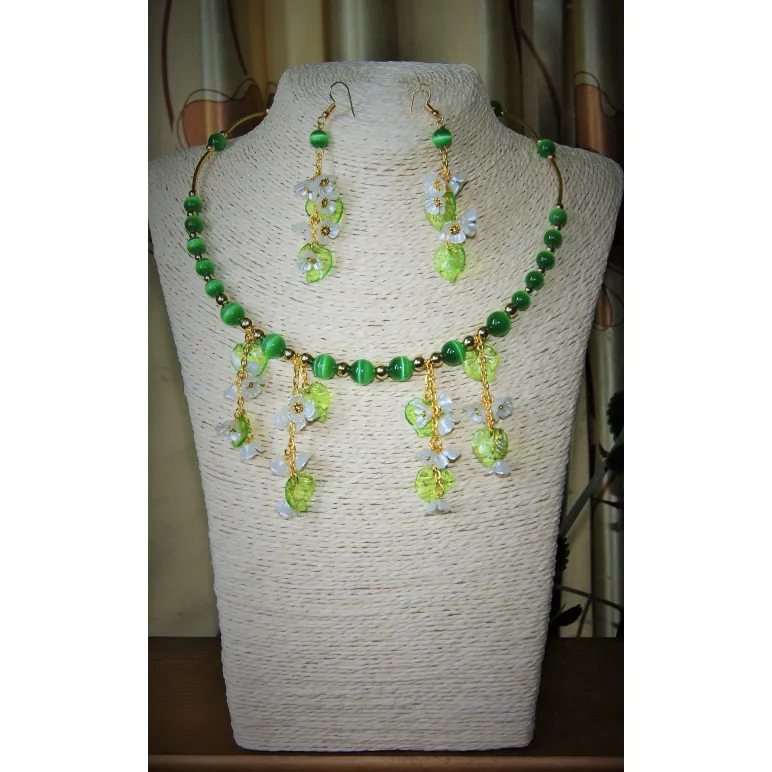 КОМПЛЕКТ ЖЕНСКОЙ БИЖУТЕРИИ "ВЕСЕННИЙ АРОМАТ" Комплект женской бижутерии "Весенний аромат"