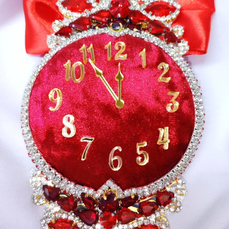 Новогоднее украшение "Часики"