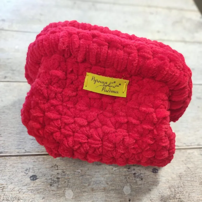 Косметичка вязаная