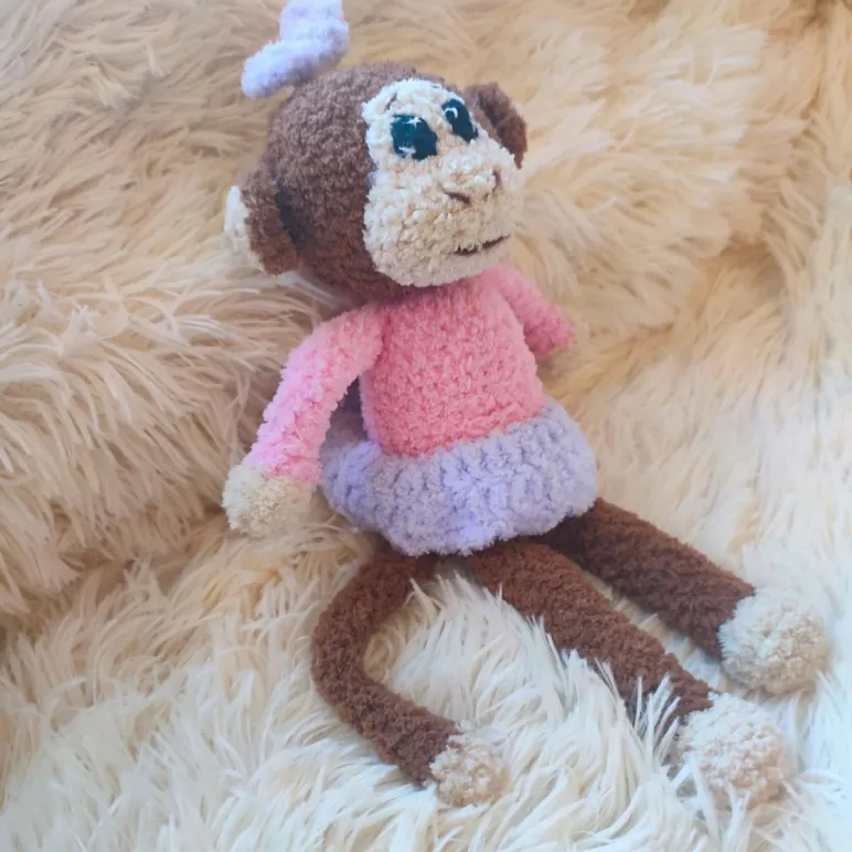 Мартышка Девочка