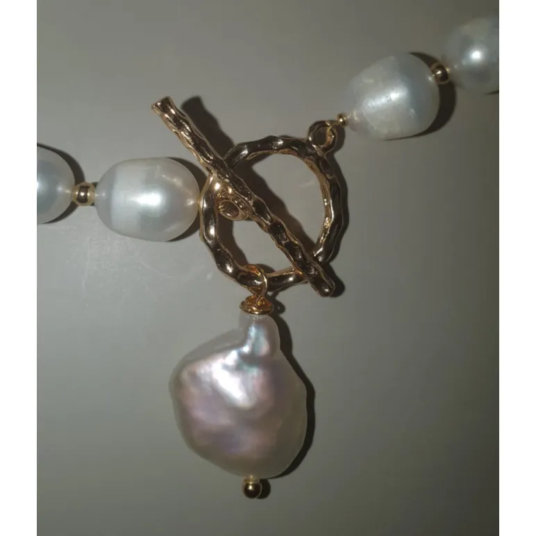 Чокер и серьги из натурального жемчуга и розового кварца