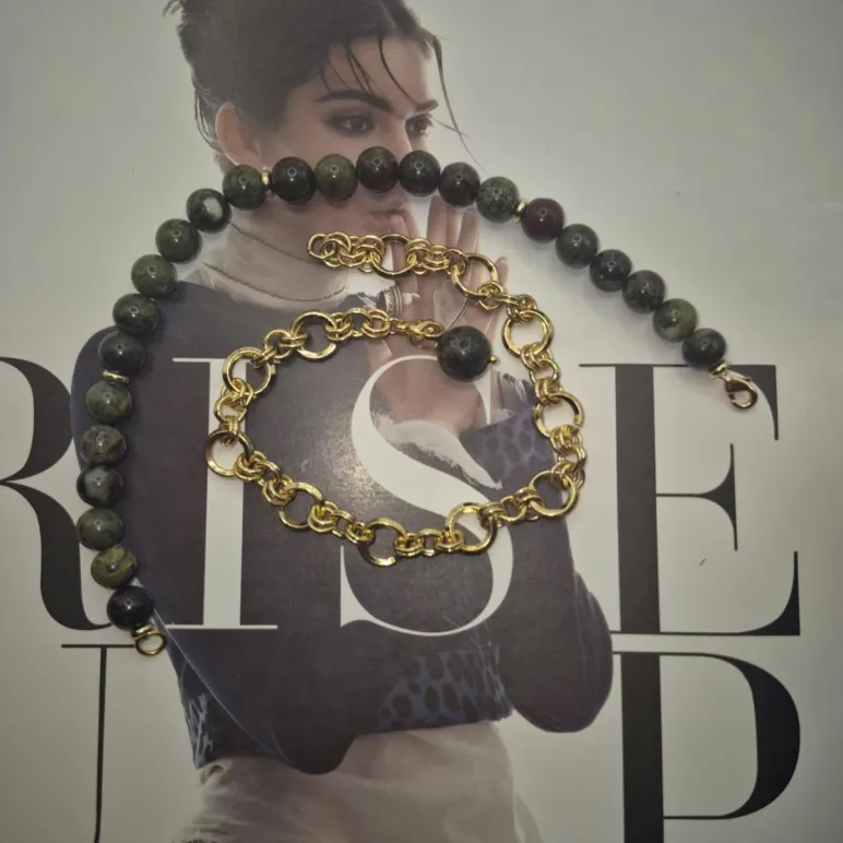 Комплект браслетов из натуральной яшмы "кровь дракона"