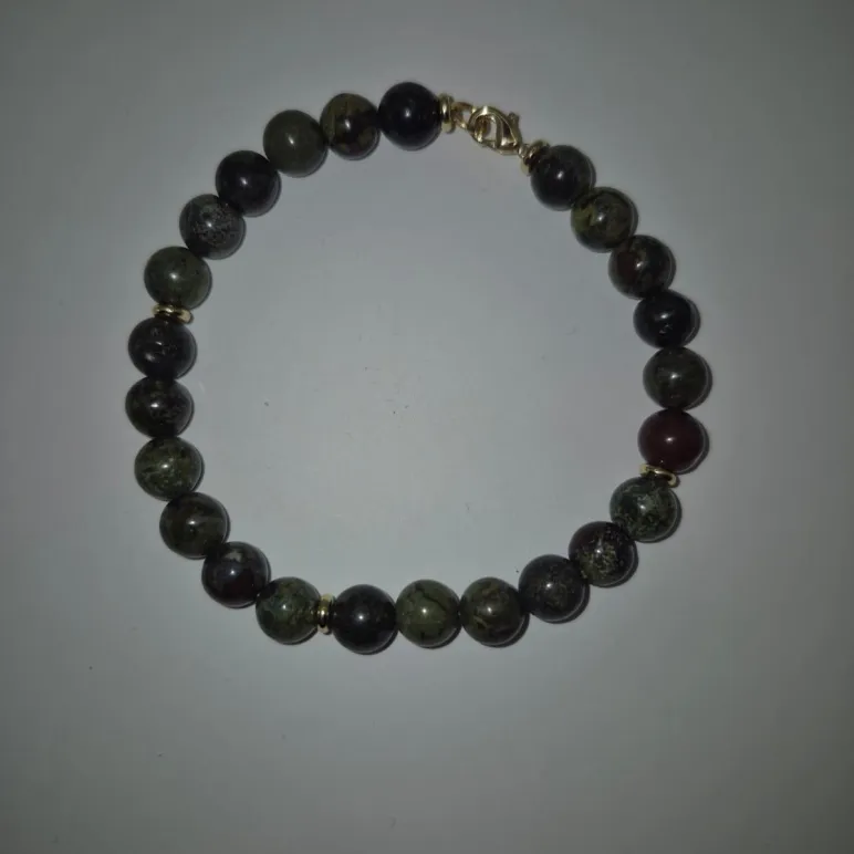 Комплект браслетов из натуральной яшмы "кровь дракона"