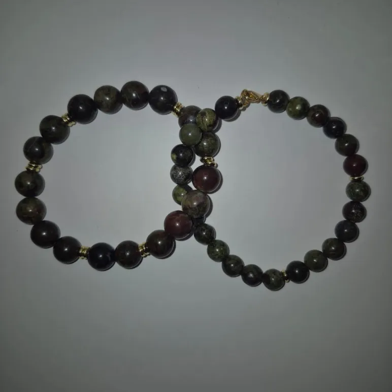 Комплект браслетов из натуральной яшмы "кровь дракона"