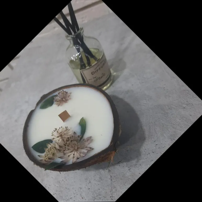 Свеча в кокосовой скорлупе