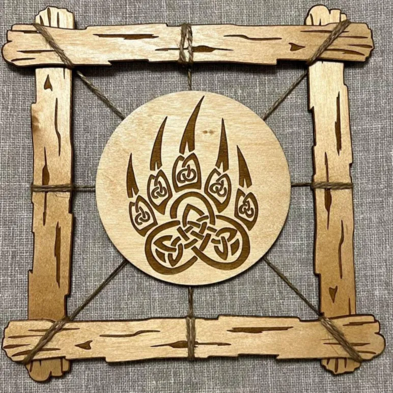 Славянский оберег — панно из дерева
