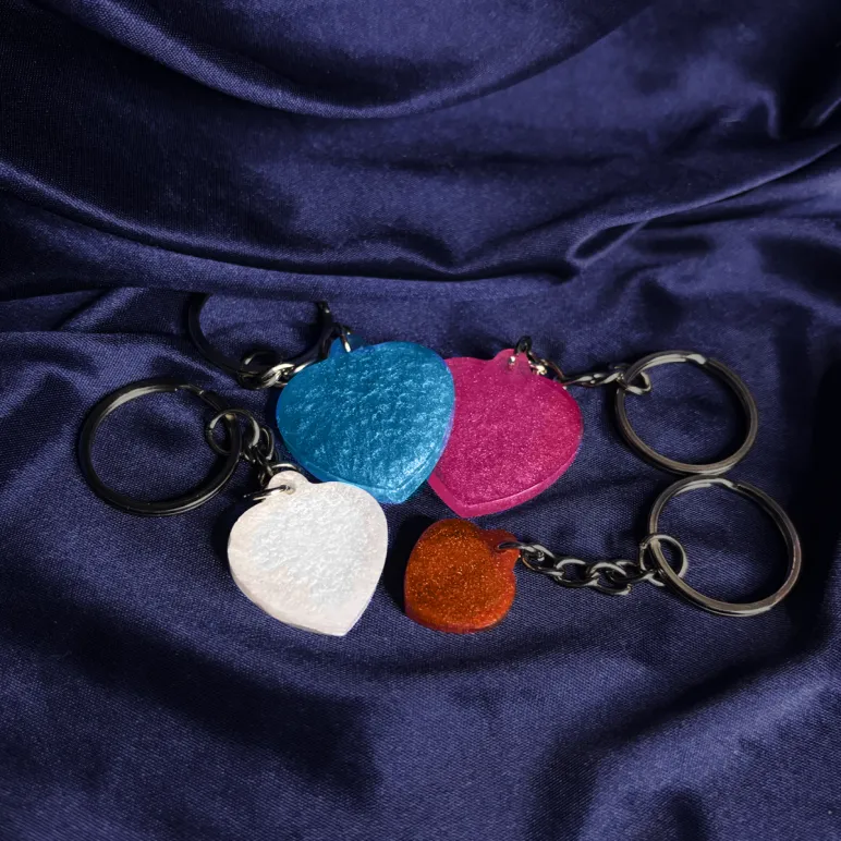 Брелок из эпоксидной смолы в ассортименте