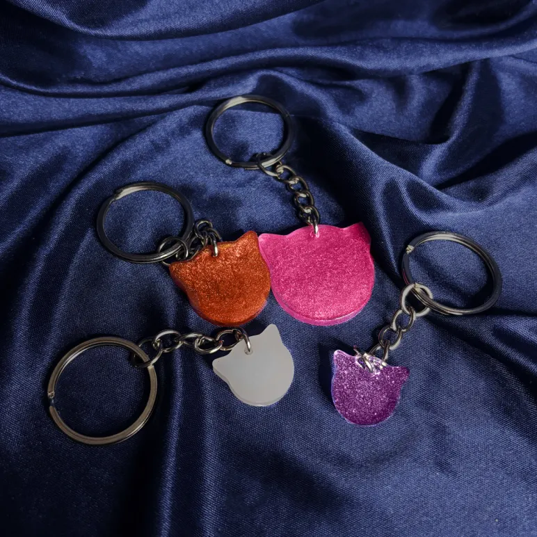 Брелок из эпоксидной смолы в ассортименте