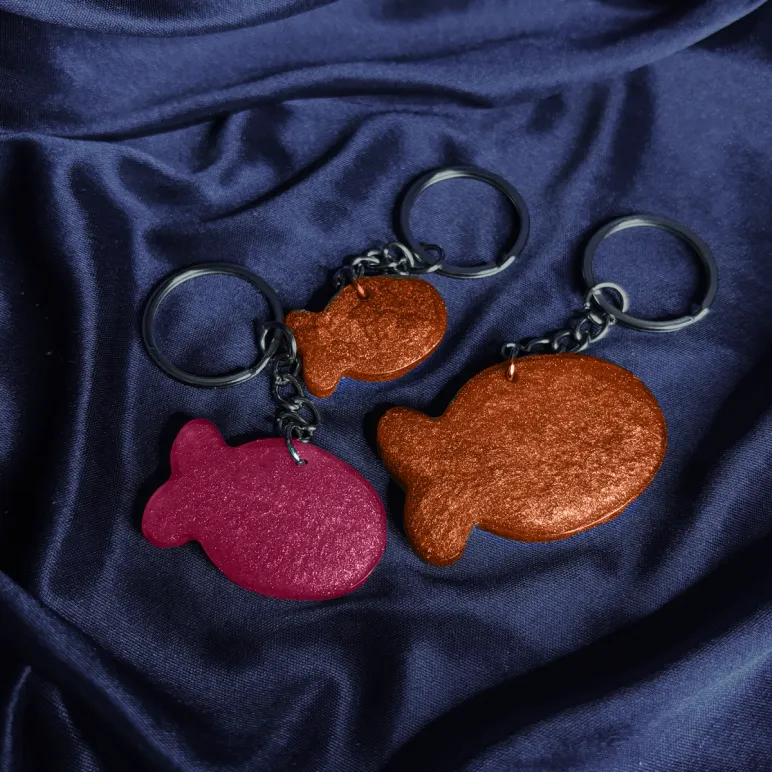 Брелок из эпоксидной смолы в ассортименте