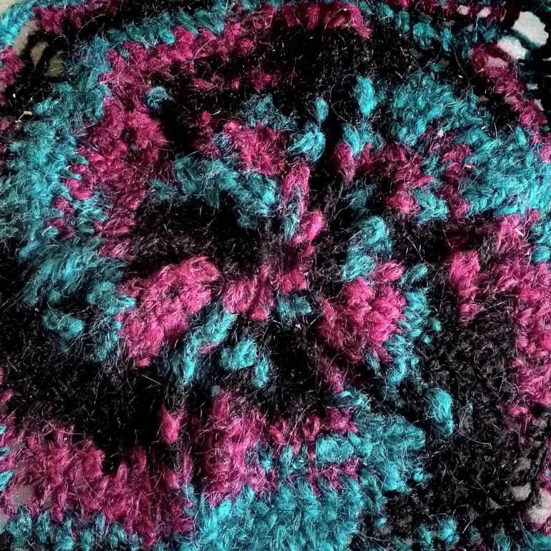 Подставки под горячее и\или прихватки вязаные, салфетки на кухню (бабушкин квадрат)