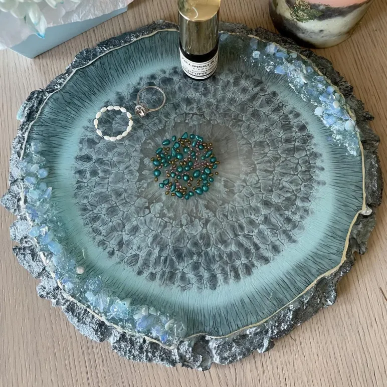 поднос декоративный ручной работы