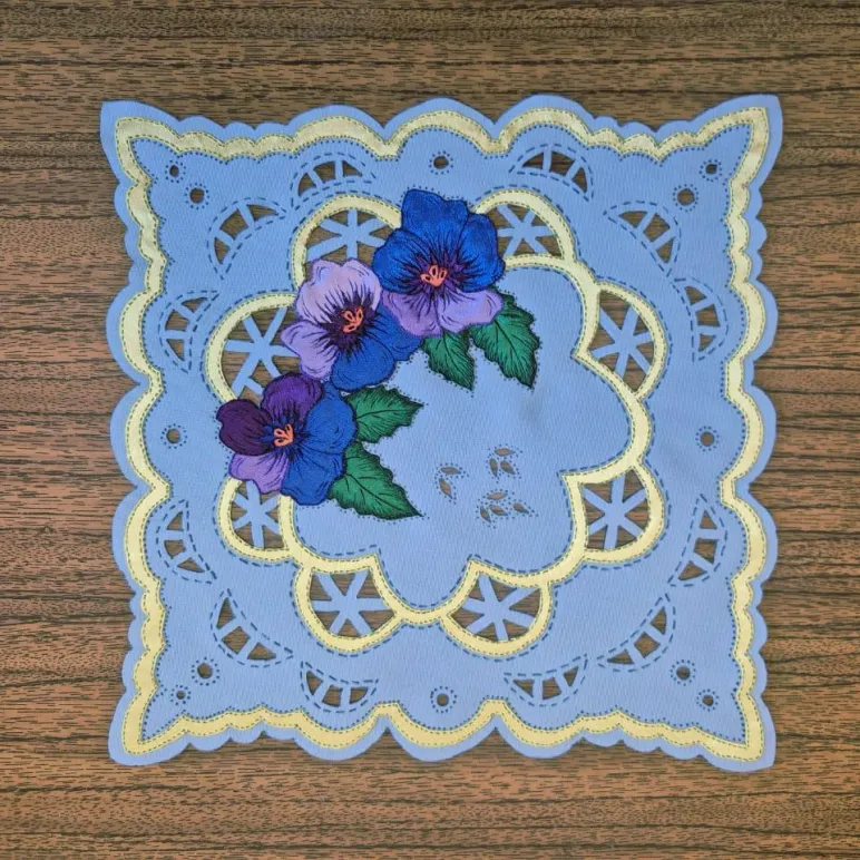 САЛФЕТКА "ГОЛУБОЙ КВАДРАТ" РУЧНАЯ РАБОТА Салфетка "Голубой квадрат" ручная работа