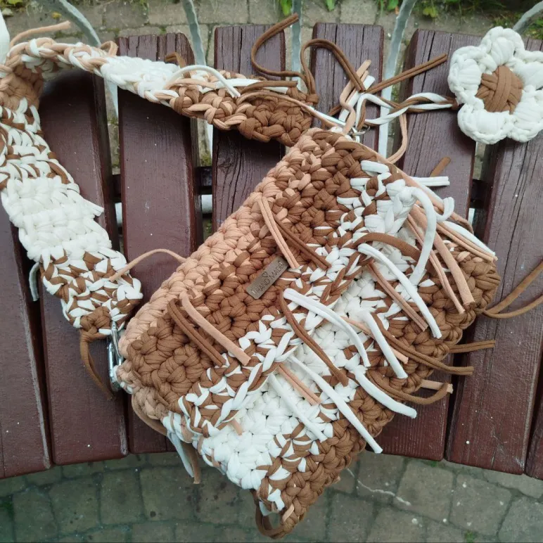 Сумочка из трикотажной пряжи крючком