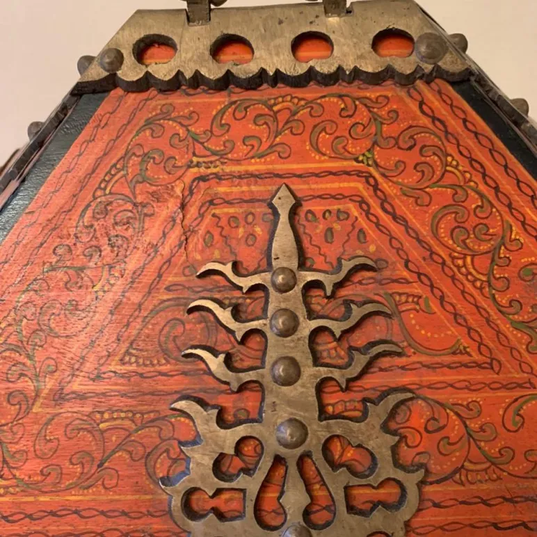 РАСПИСНАЯ СТАРИННАЯ ВОСТОЧНАЯ ШКАТУЛКА СУНДУК Расписная Старинная восточная шкатулка сундук