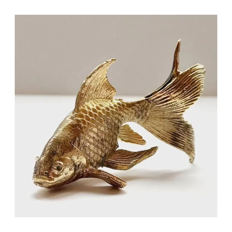 Бронзовая статуэтка золотая рыбка.
